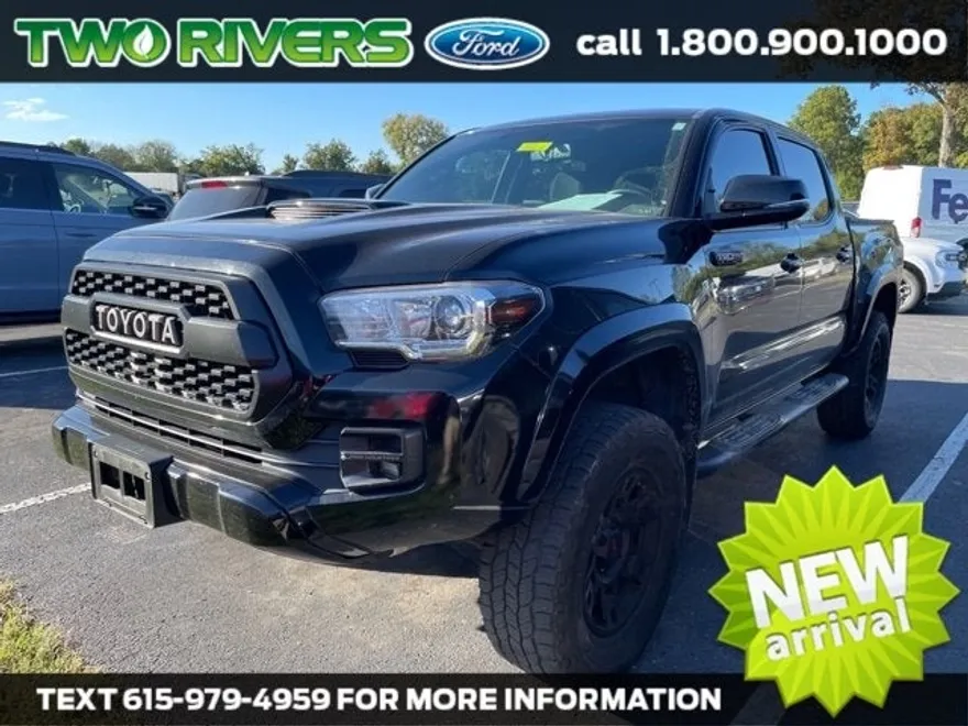 2017 Toyota Tacoma TRD Pro photo 1