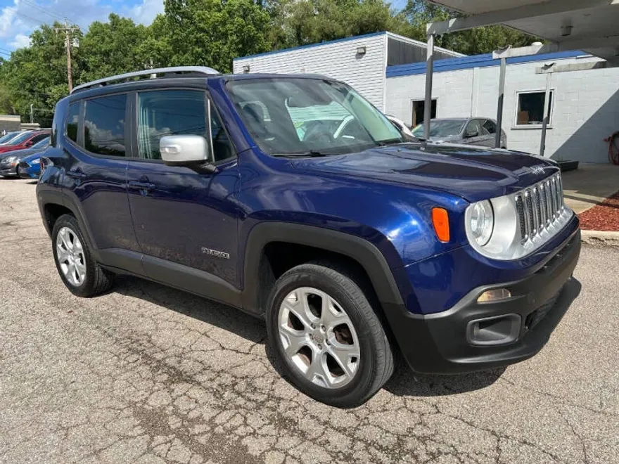 2017 Jeep Renegade Limited photo 1