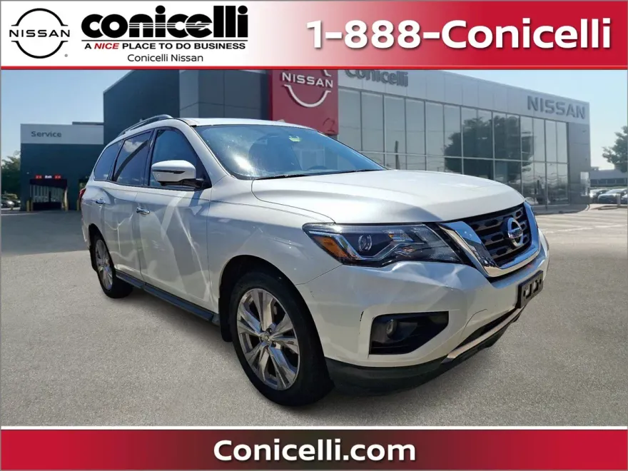 2019 Nissan Pathfinder SL photo 1