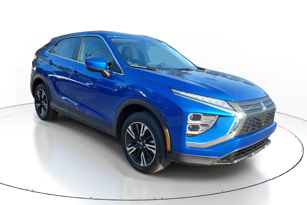 2024 Mitsubishi Eclipse Cross SE photo 1
