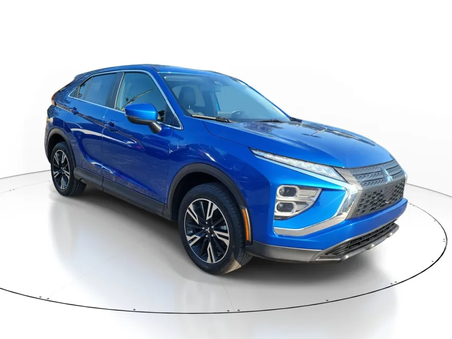 2024 Mitsubishi Eclipse Cross SE photo 1
