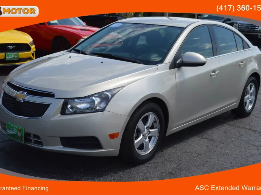 2015 Chevrolet Cruze photo 1