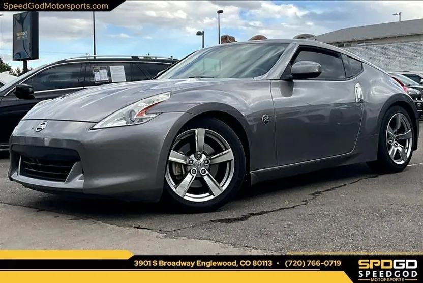 2015 Chevrolet Camaro 1LT photo 1
