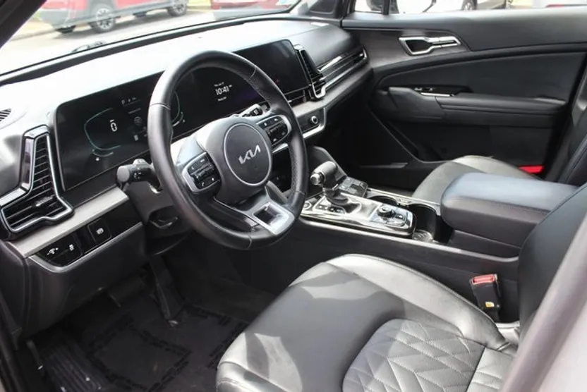 2023 Kia Sportage X-Line photo 1