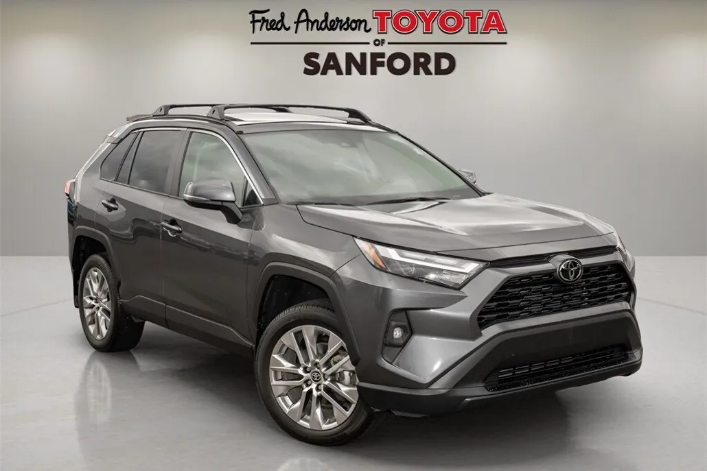 2024 Toyota RAV4 XLE Premium photo 1
