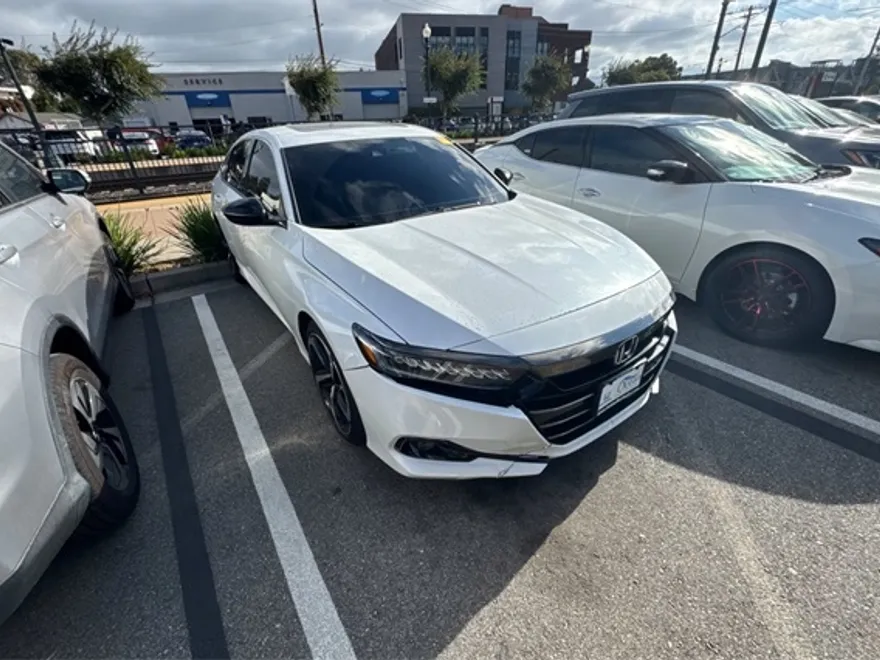 2022 Honda Accord Sport 2.0T photo 1