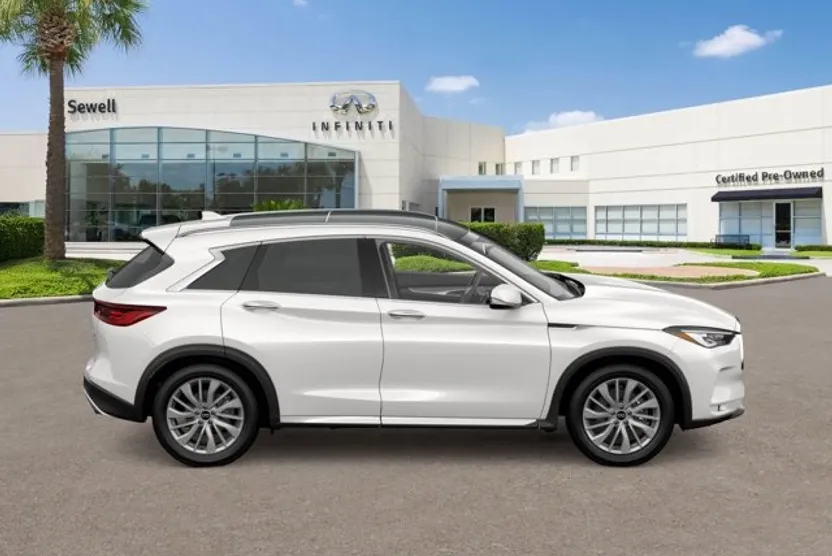 2025 Infiniti QX50 Luxe AWD photo 1