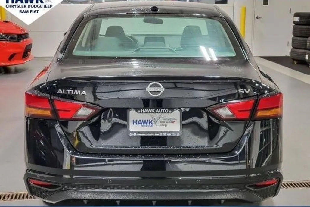 2024 Nissan Altima 2.5 SV photo 1