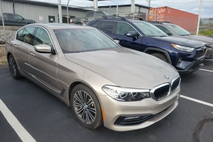 2017 Bmw 530i photo 1
