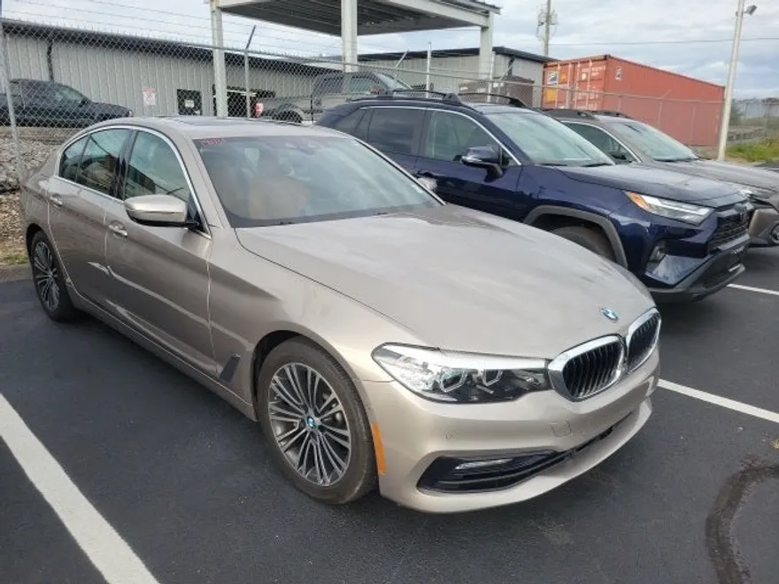 2017 Bmw 530i photo 1