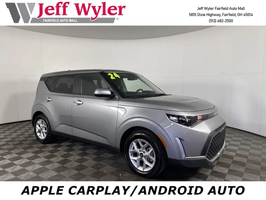 2024 Kia Soul LX photo 1