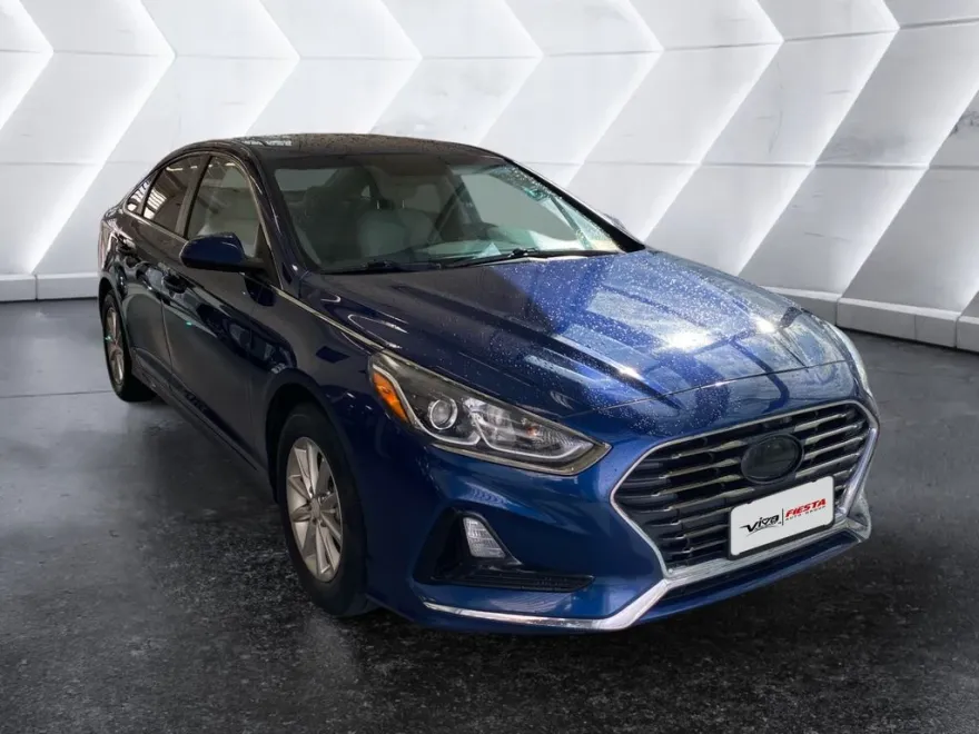 2019 Hyundai Sonata SE photo 1