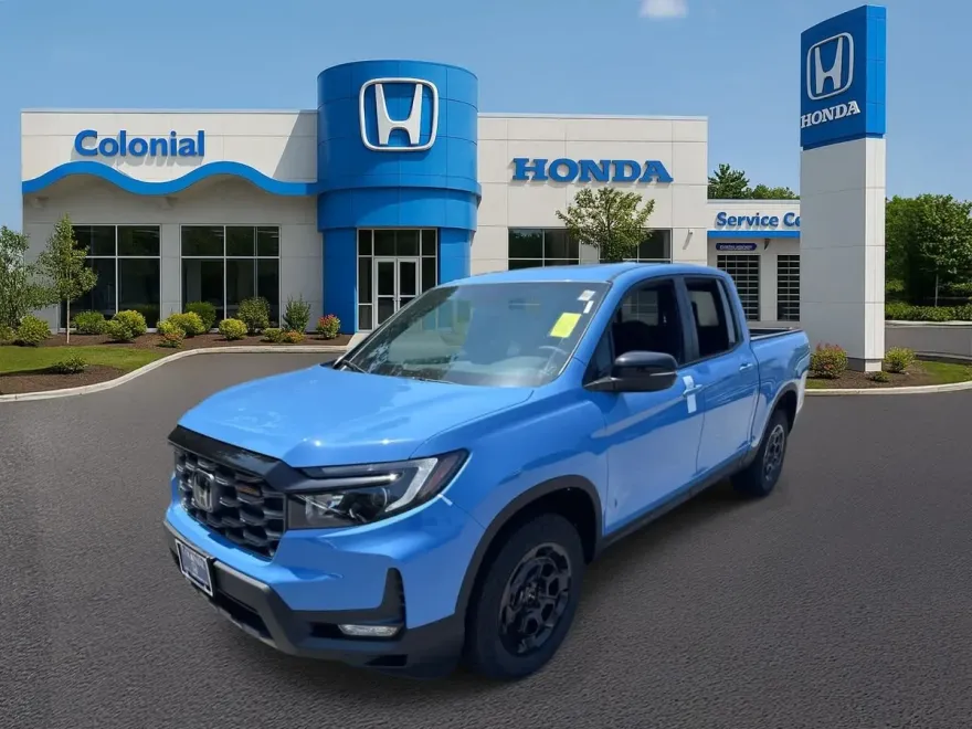 2025 Honda Ridgeline TrailSport photo 1