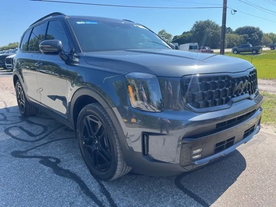 2024 Kia Telluride SX Prestige X-Line photo 1