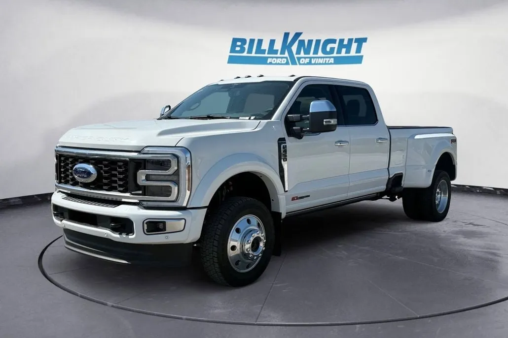 2025 Ford F-450 photo 1