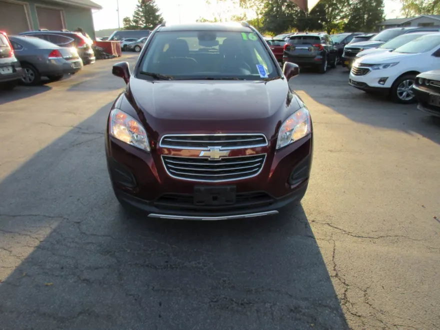 2016 Chevrolet Trax LT photo 1
