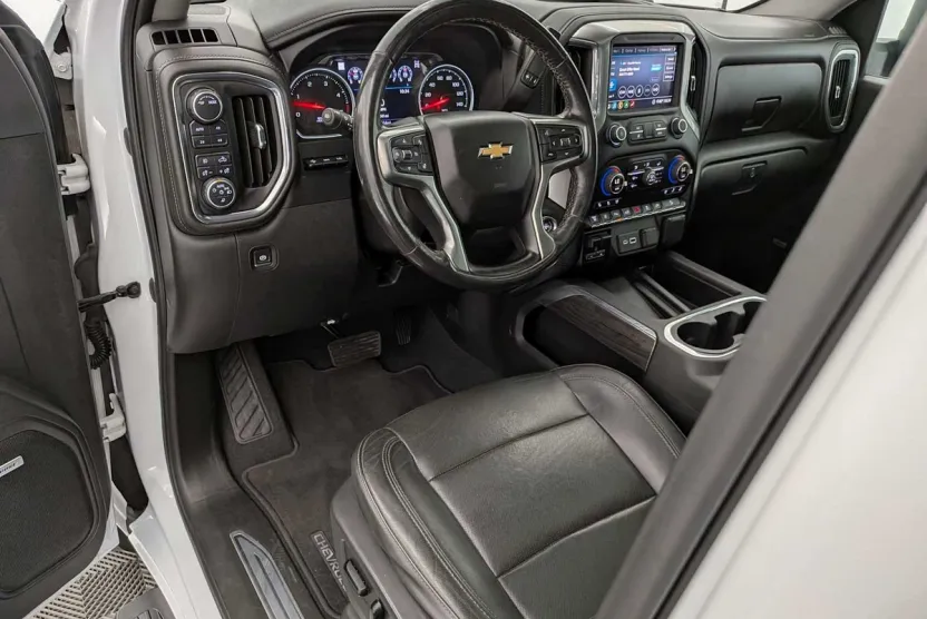 2020 Chevrolet Silverado 3500HD LTZ photo 1
