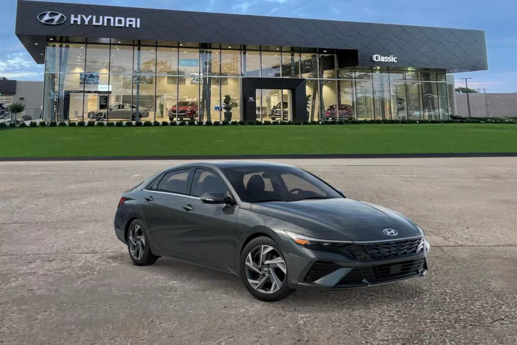 2025 Hyundai Elantra Limited photo 1
