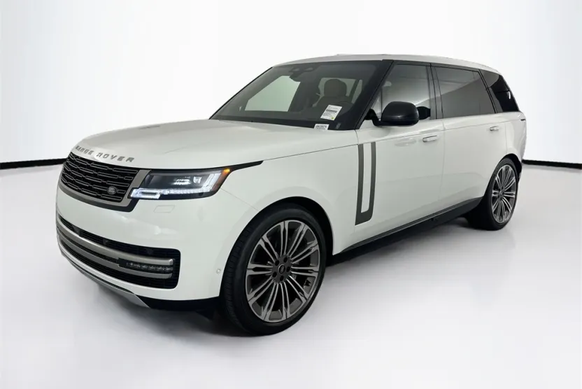 2025 Land Rover Range Rover SE photo 1