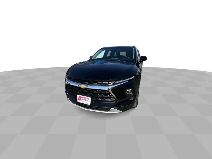 2025 Chevrolet Blazer 2LT photo 1
