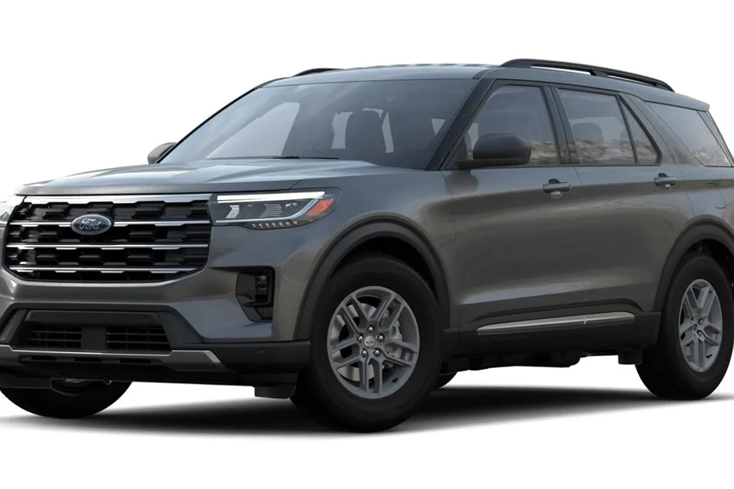 2025 Ford Explorer photo 1