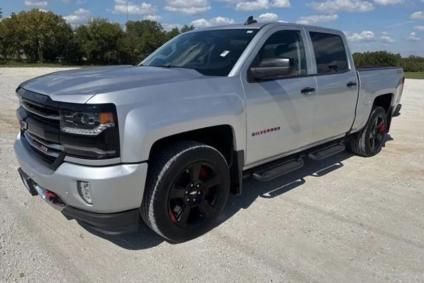 2018 Chevrolet Silverado 1500 LTZ photo 1