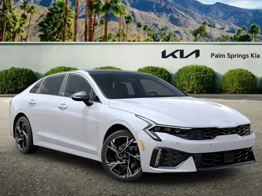2025 Kia K5 GT-Line photo 1