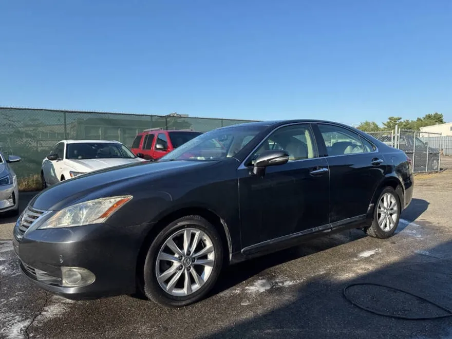2011 Lexus ES 350 photo 1