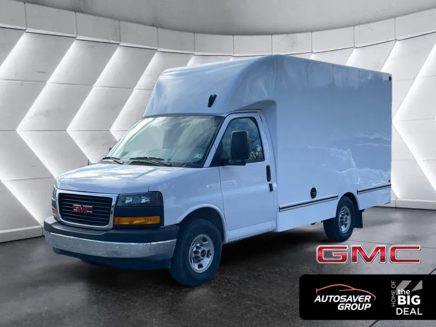 2025 Gmc Savana Cutaway 3500 photo 1