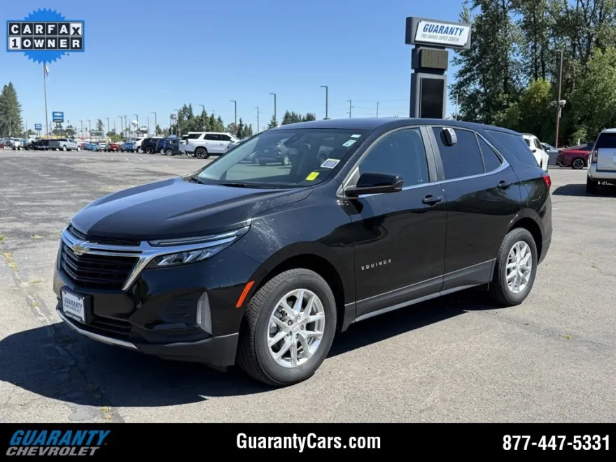 2022 Chevrolet Equinox LT photo 1