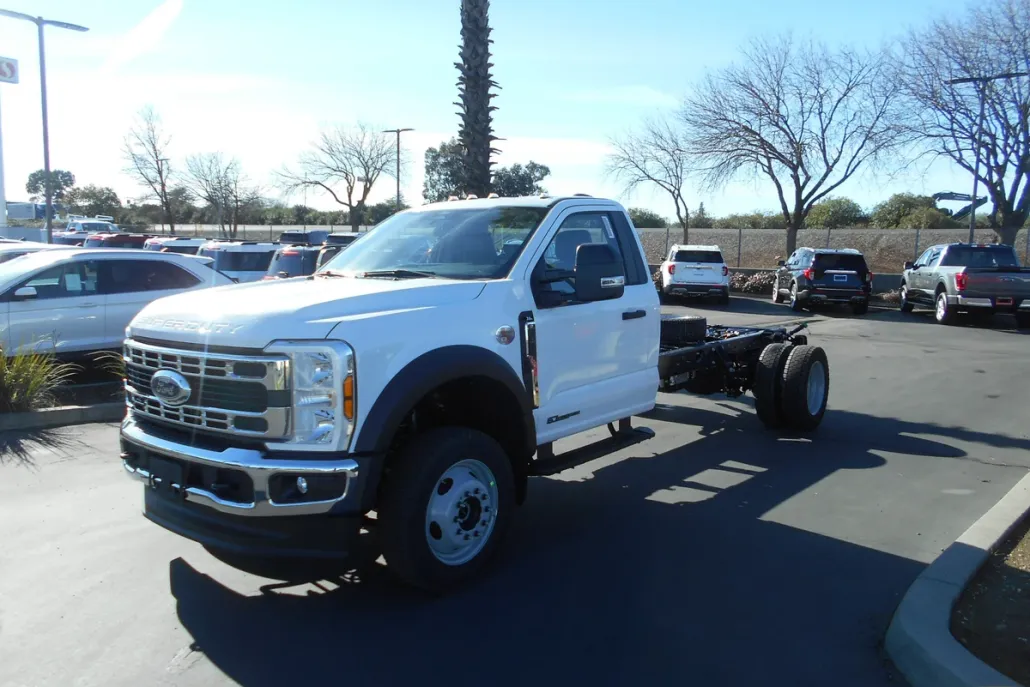 2024 Ford F-550 XL photo 1