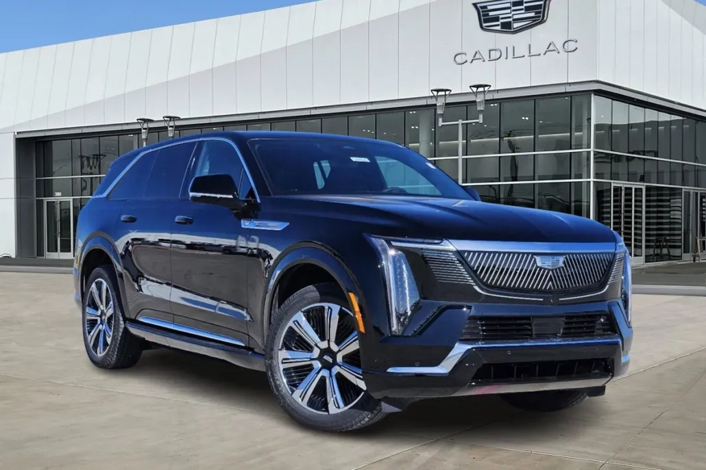 2025 Cadillac Escalade IQ Luxury photo 1