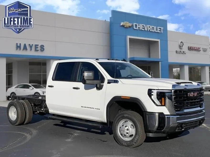 2025 Gmc Sierra 3500 HD Pro photo 1