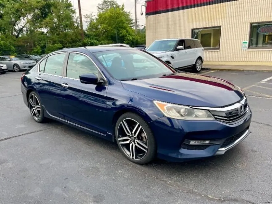 2016 Honda Accord Sport photo 1