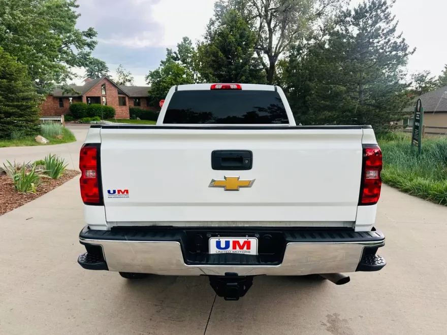 2018 Chevrolet Silverado Work Truck LS Base photo 1