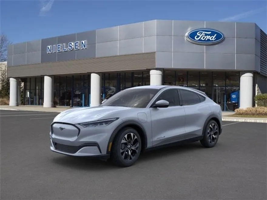 2024 Ford Mustang Mach-E Select photo 1