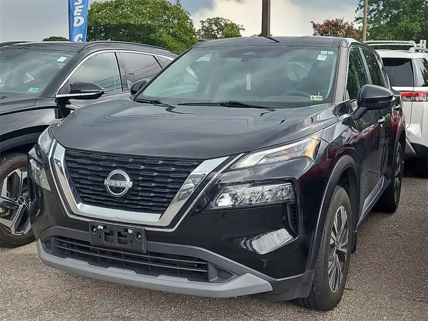 2022 Nissan Rogue SV photo 1