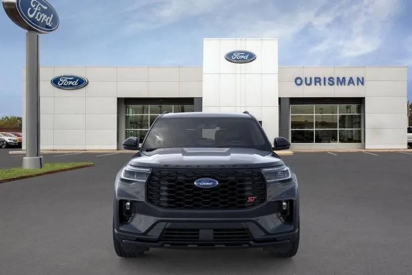 2025 Ford Explorer ST photo 1
