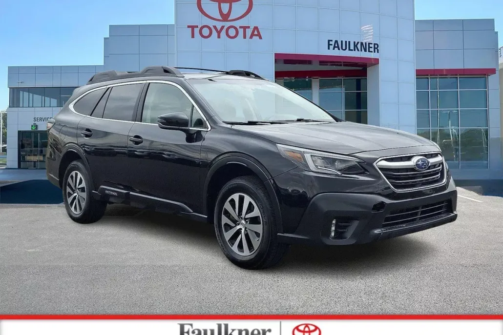 2022 Subaru Outback Premium photo 1