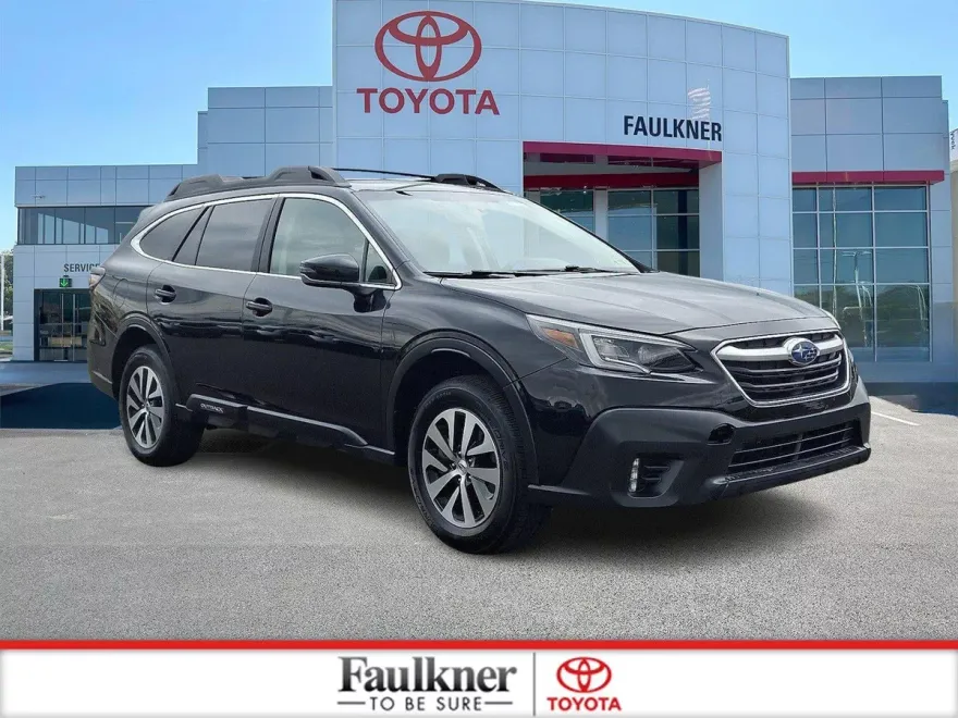 2022 Subaru Outback Premium photo 1