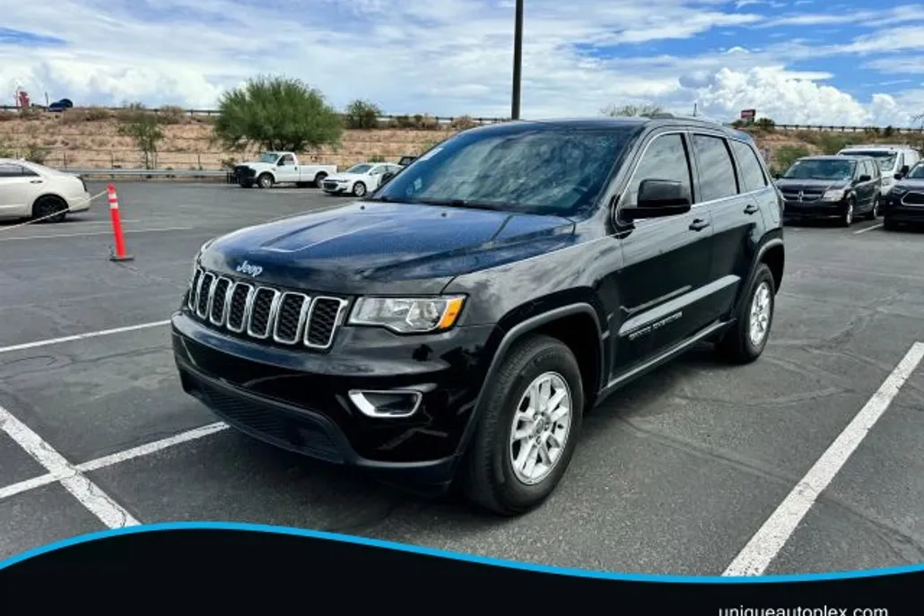 2020 Jeep Grand Cherokee E Sport photo 1