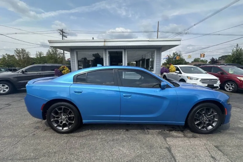 2018 Dodge Charger GT photo 1