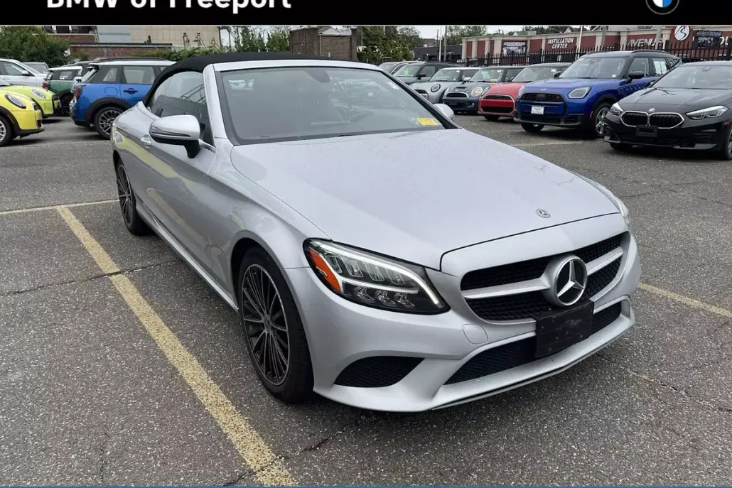 2019 Mercedes Benz C 300 photo 1