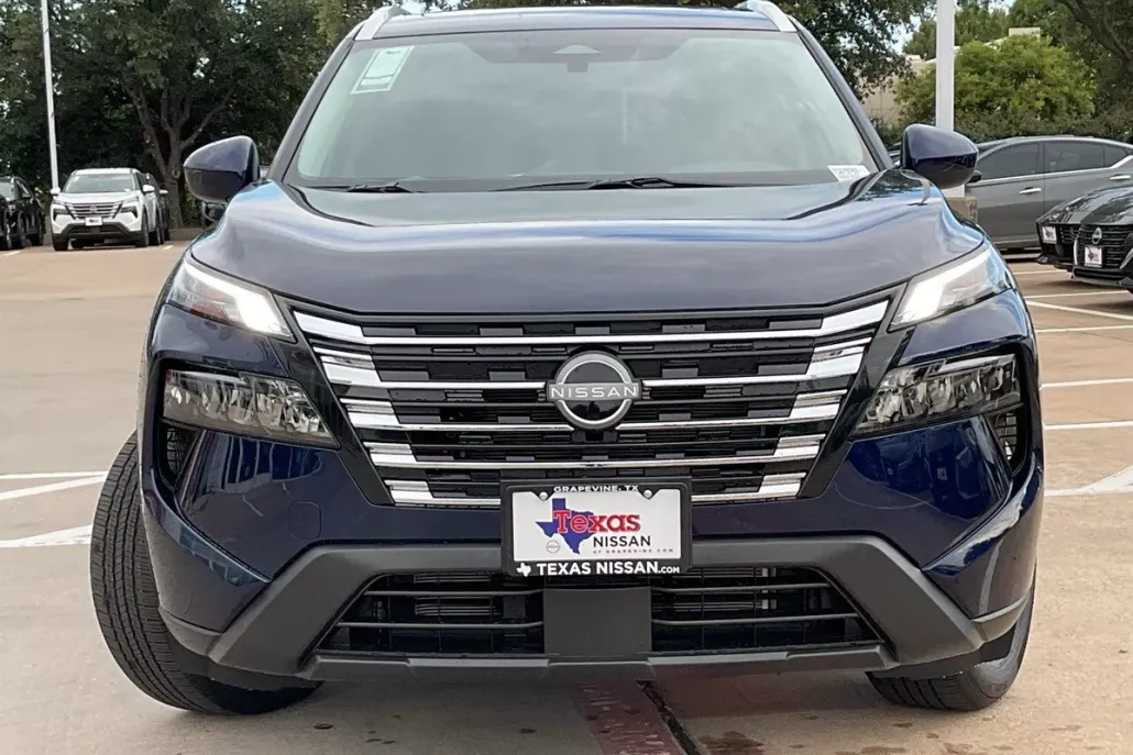 2026 Nissan Rogue SV photo 1