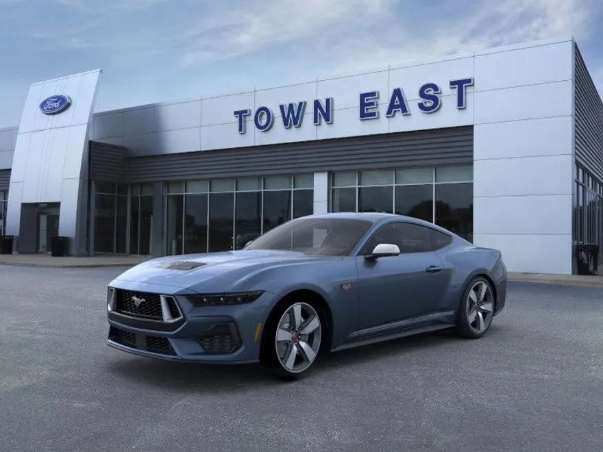 2025 Ford Mustang GT photo 1