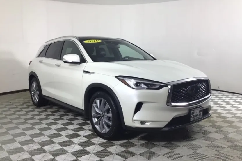 2019 Infiniti QX50 Luxe AWD photo 1
