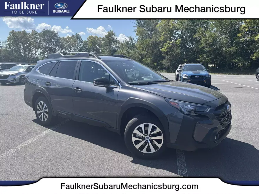 2025 Subaru Outback Premium photo 1