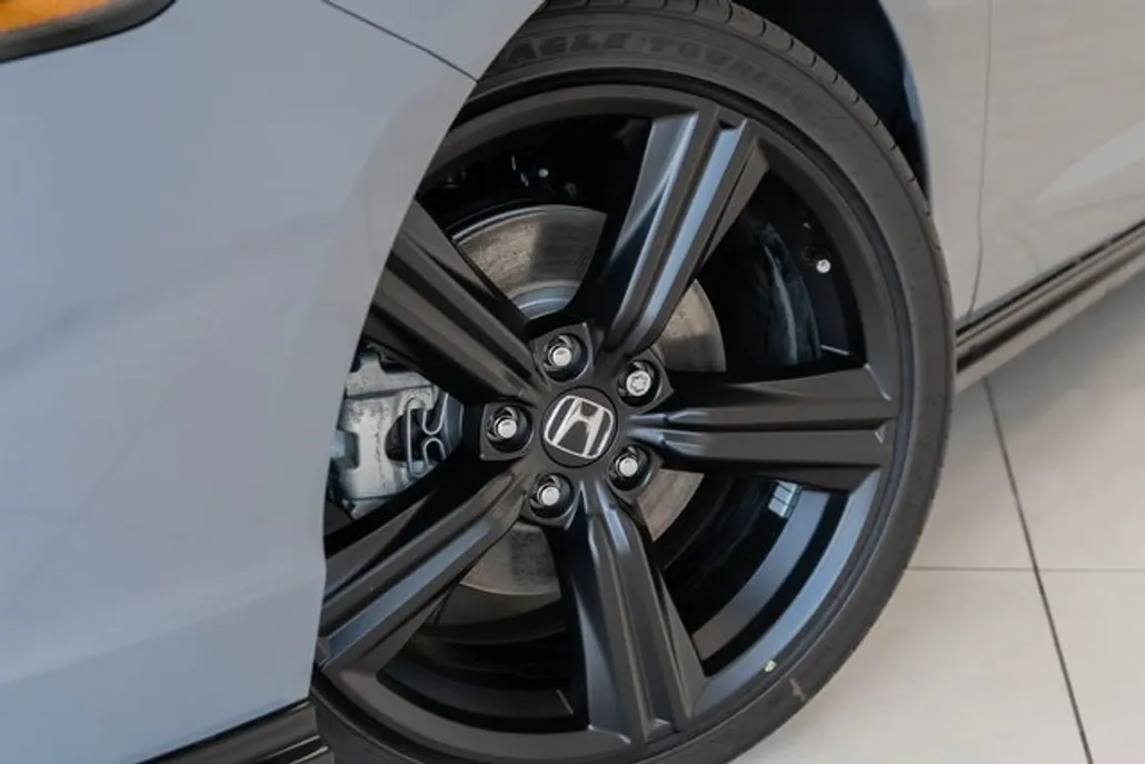 2025 Honda Accord Hybrid Sport-L photo 1