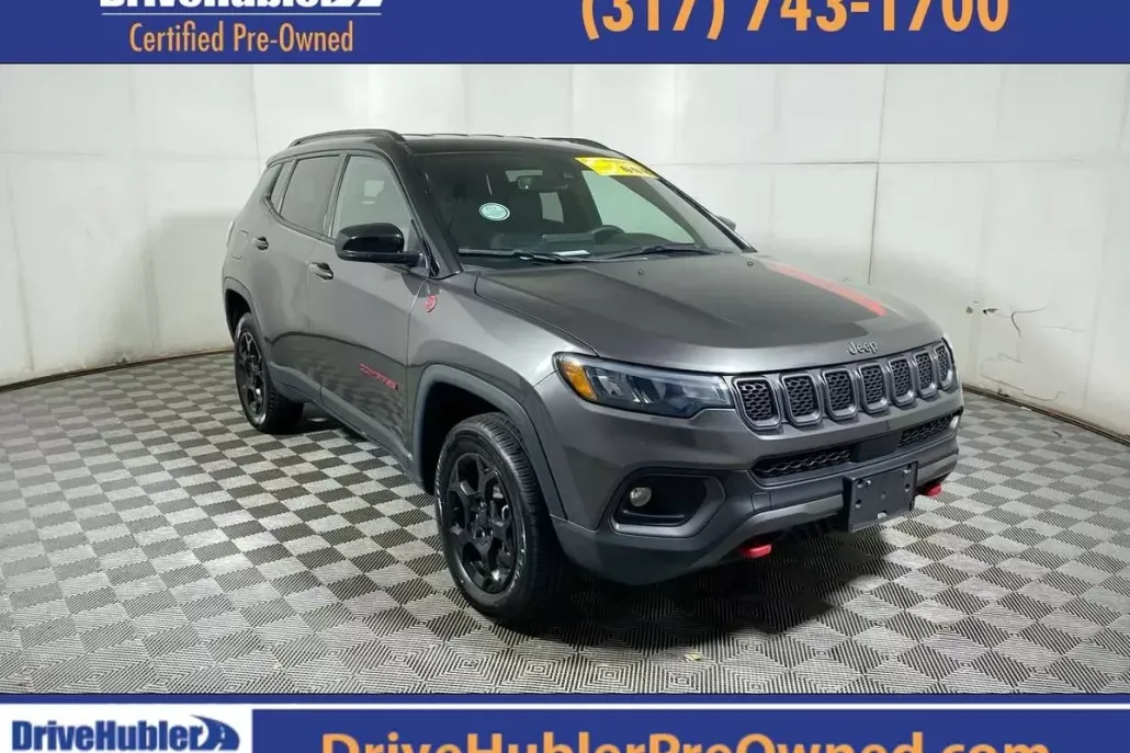 2023 Jeep Compass Trailhawk photo 1
