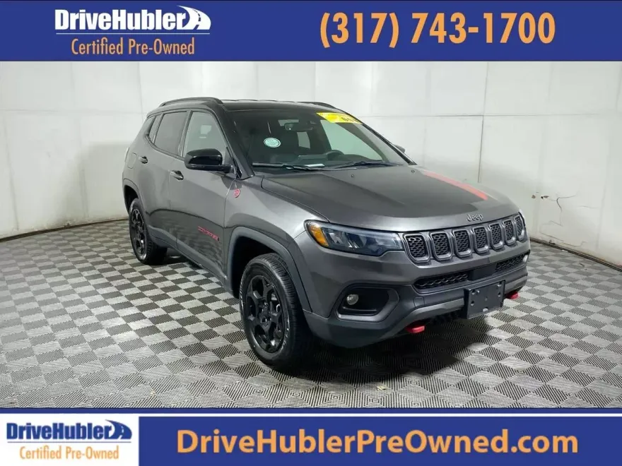 2023 Jeep Compass Trailhawk photo 1